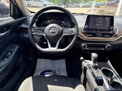 2024 Nissan Altima SV FWD