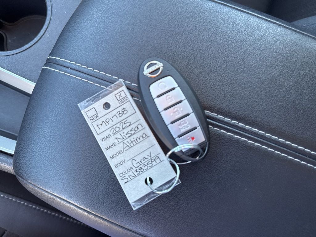 2025 Nissan Altima SV FWD