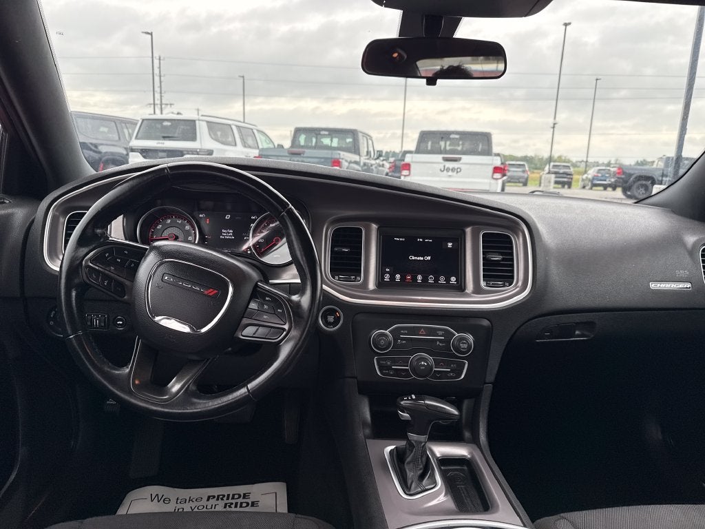 2022 Dodge Charger SXT RWD