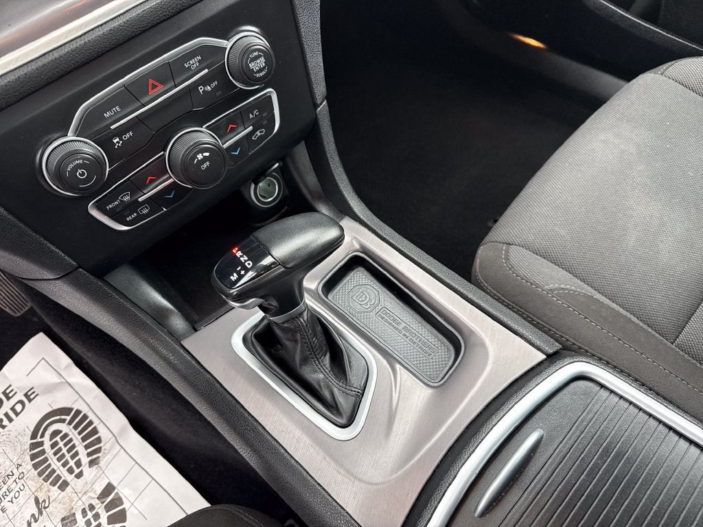 2022 Dodge Charger SXT RWD
