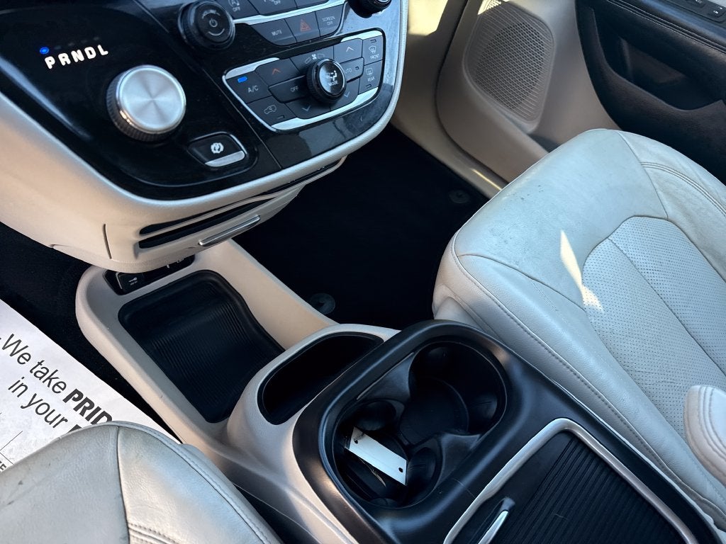 2021 Chrysler Pacifica Touring L