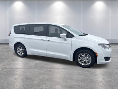 2020 Chrysler Pacifica Touring