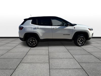 2025 Jeep Compass Trailhawk 4x4