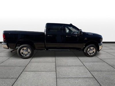 2025 RAM 2500 Tradesman Crew Cab 4x4 6'4' Box