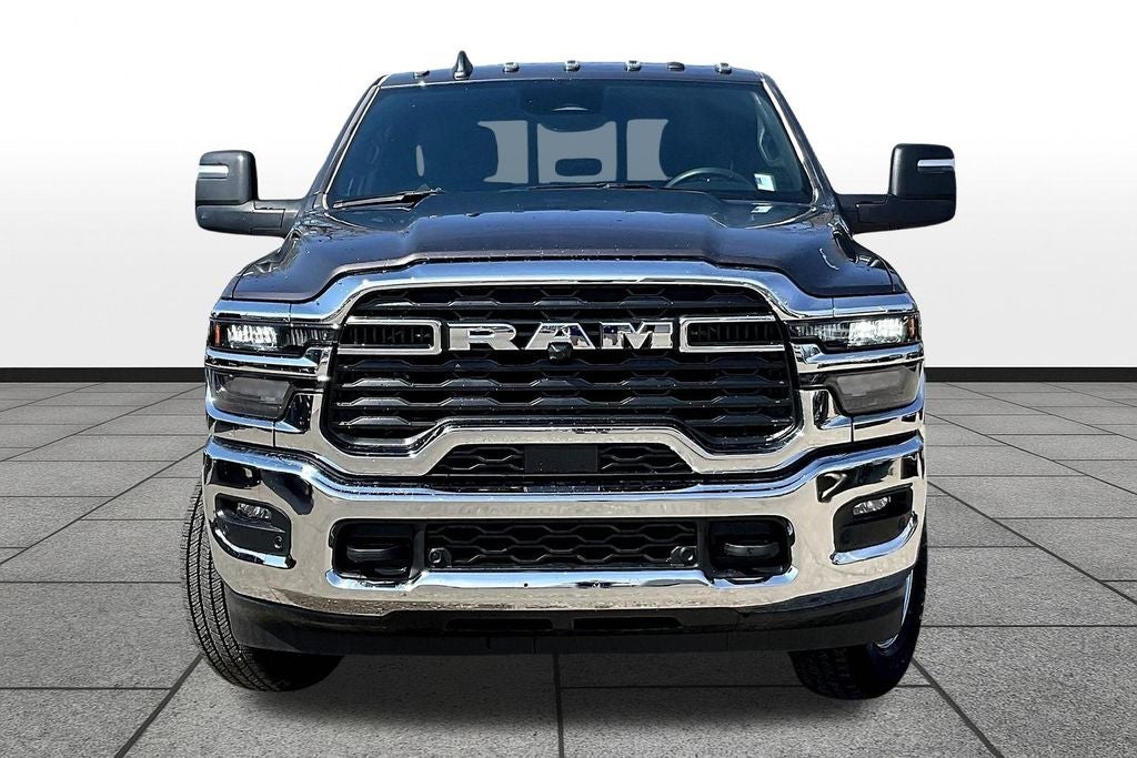 2025 RAM 2500 Tradesman Crew Cab 4x4 6'4' Box