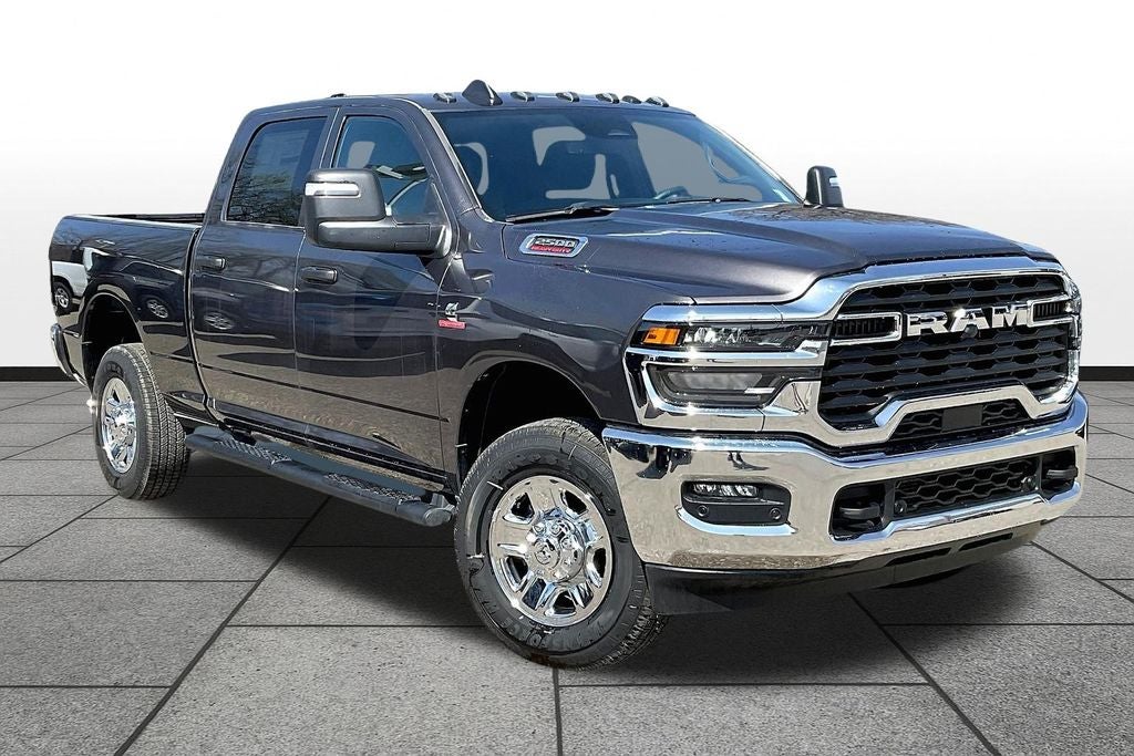 2025 RAM 2500 Tradesman Crew Cab 4x4 6'4' Box