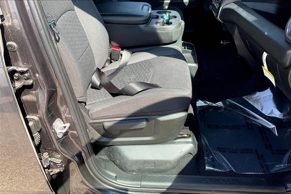 2025 RAM 2500 Tradesman Crew Cab 4x4 6'4' Box