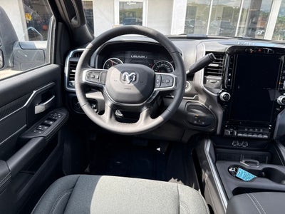 2025 RAM 2500 Big Horn Crew Cab 4x4 6'4' Box