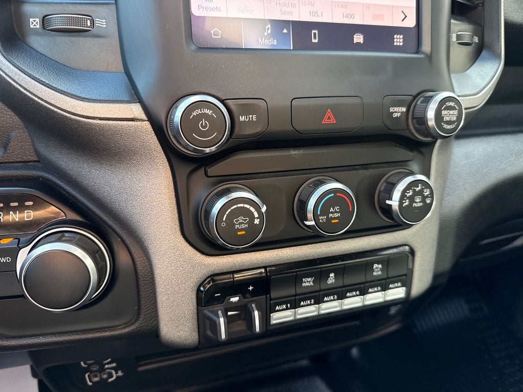 2024 RAM 2500 Tradesman Crew Cab 4x4 6'4' Box