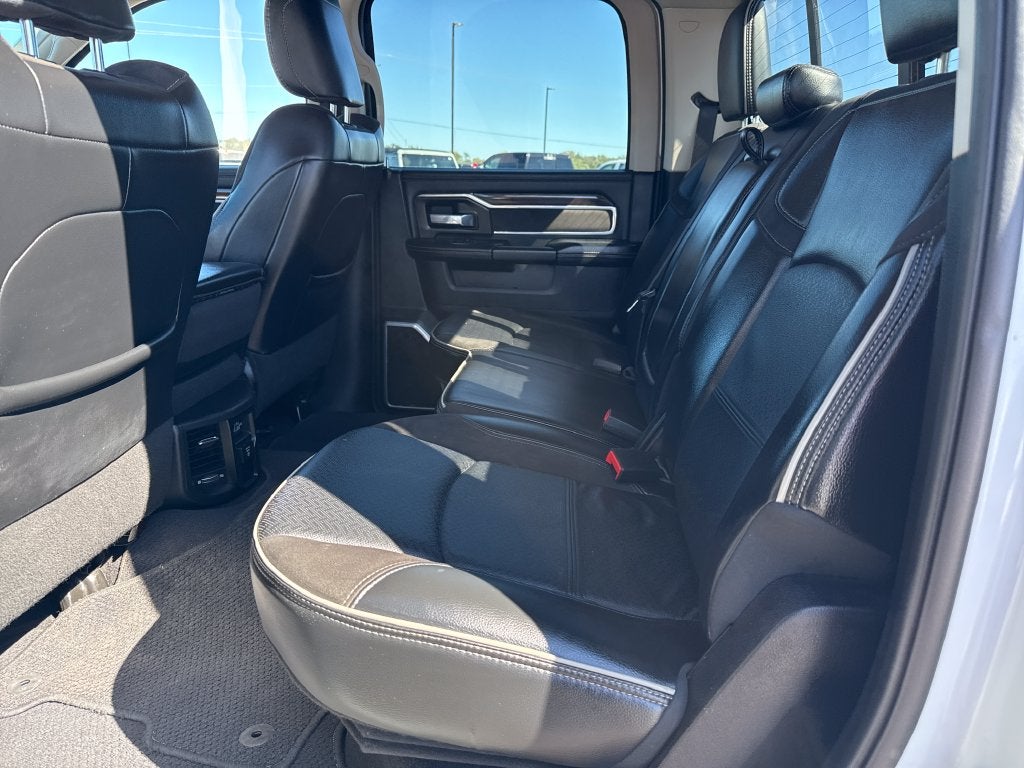 2023 RAM 2500 Laramie Crew Cab 4x4 6'4' Box