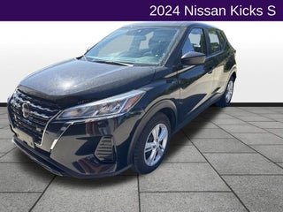 2024 Nissan Kicks S Xtronic CVT