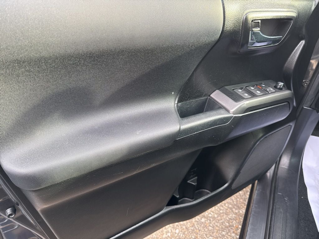 2021 Toyota Tacoma SR V6