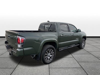 2022 Toyota Tacoma Limited V6