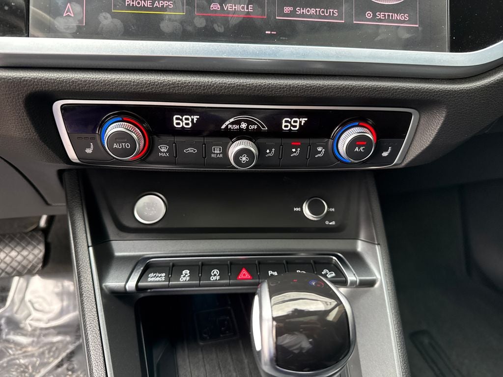 2019 Audi Q3 2.0T S line Premium