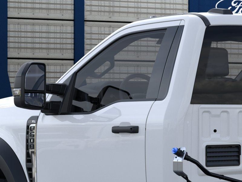 2026 Ford F-600SD Base