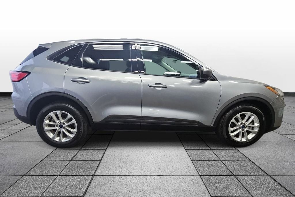 2021 Ford Escape Hybrid SE