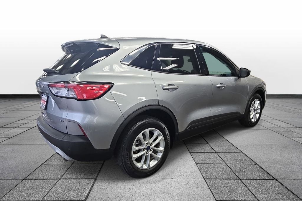 2021 Ford Escape Hybrid SE