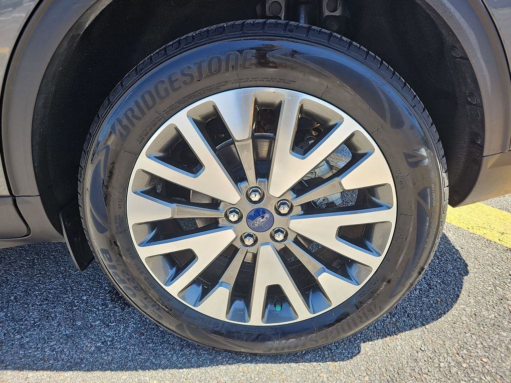2020 Ford Escape Hybrid Titanium