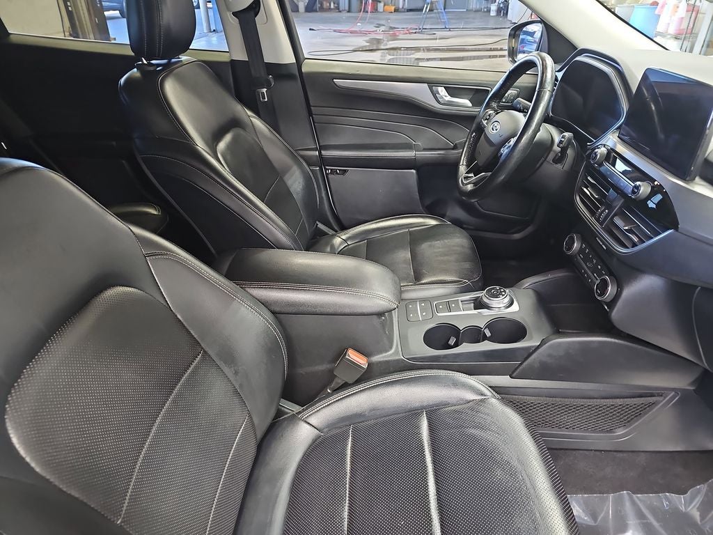 2021 Ford Escape Titanium