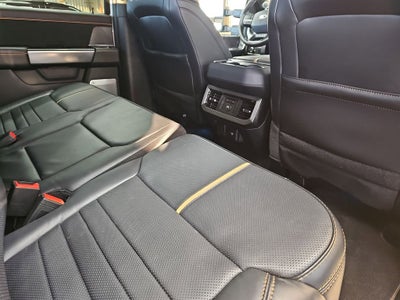 2024 Ford F-350SD Platinum