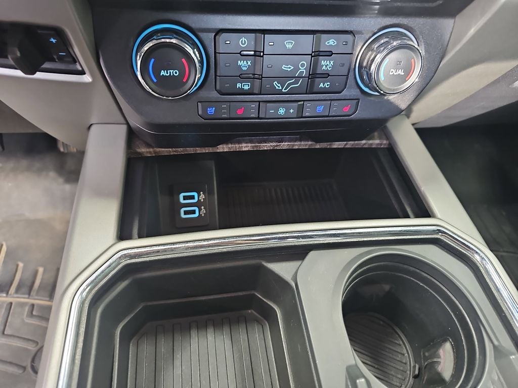 2017 Ford F-350SD Lariat