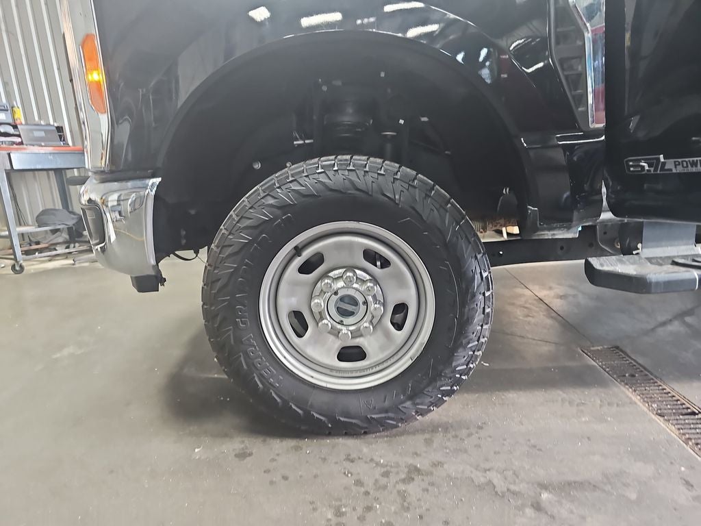 2023 Ford F-350SD XL