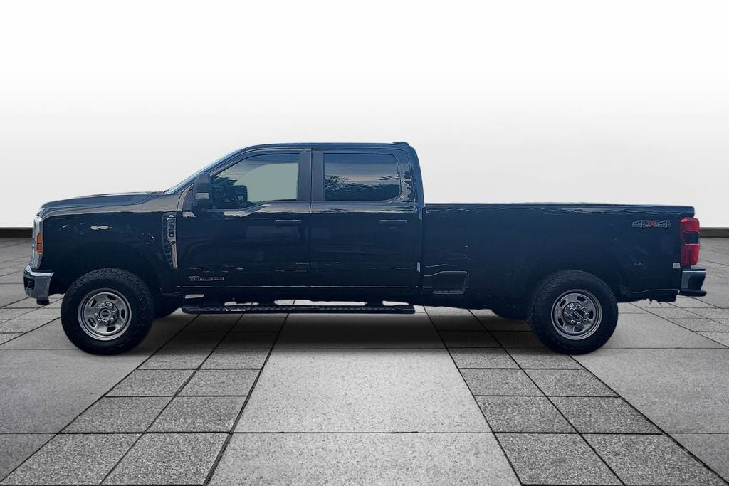 2023 Ford F-350SD XL