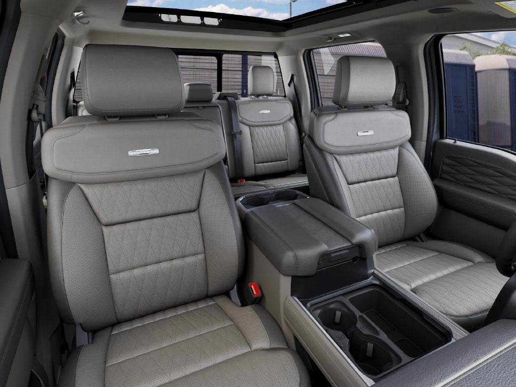 2027 Ford F-450SD F-450® Platinum®