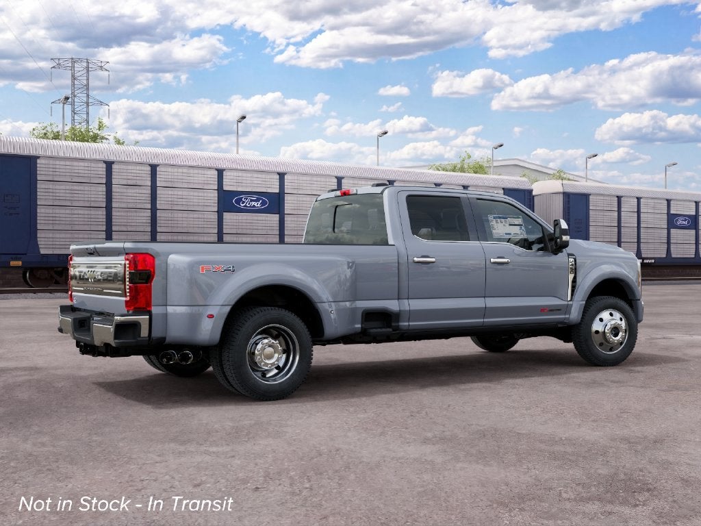 2027 Ford F-450SD F-450® King Ranch®
