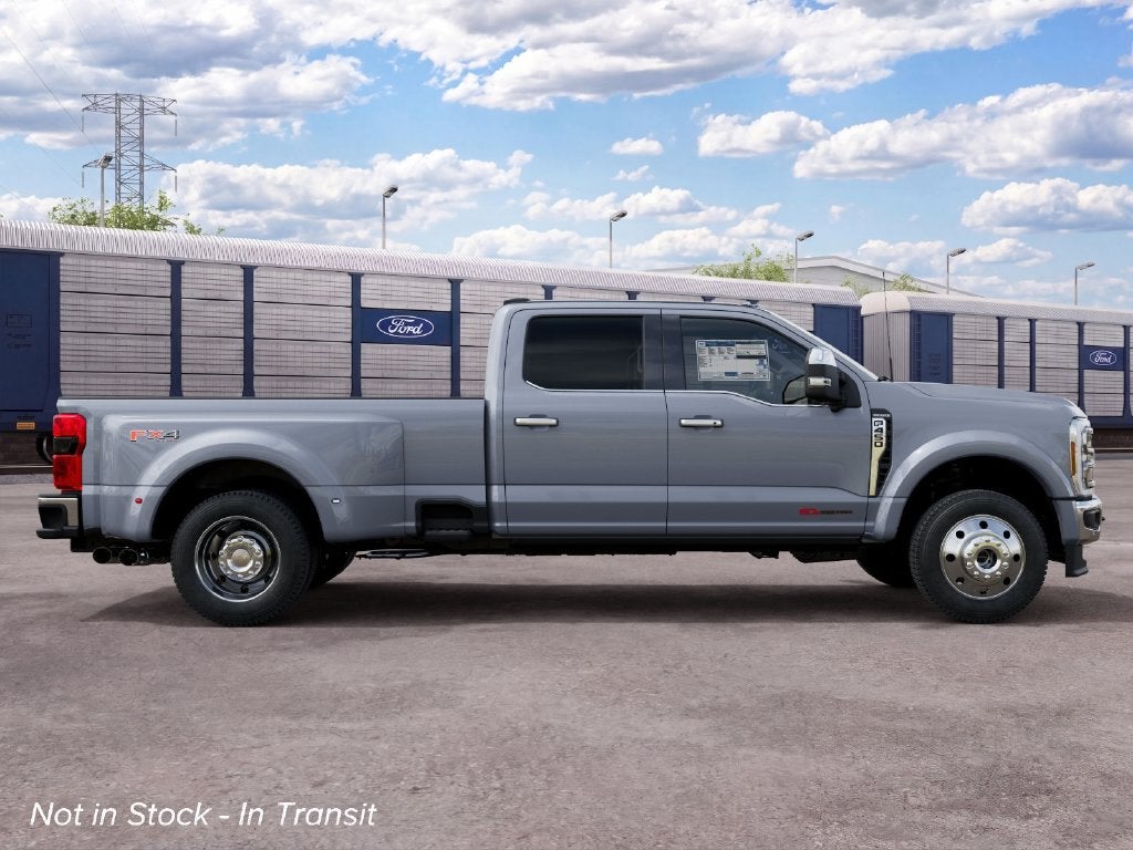 2027 Ford F-450SD F-450® King Ranch®