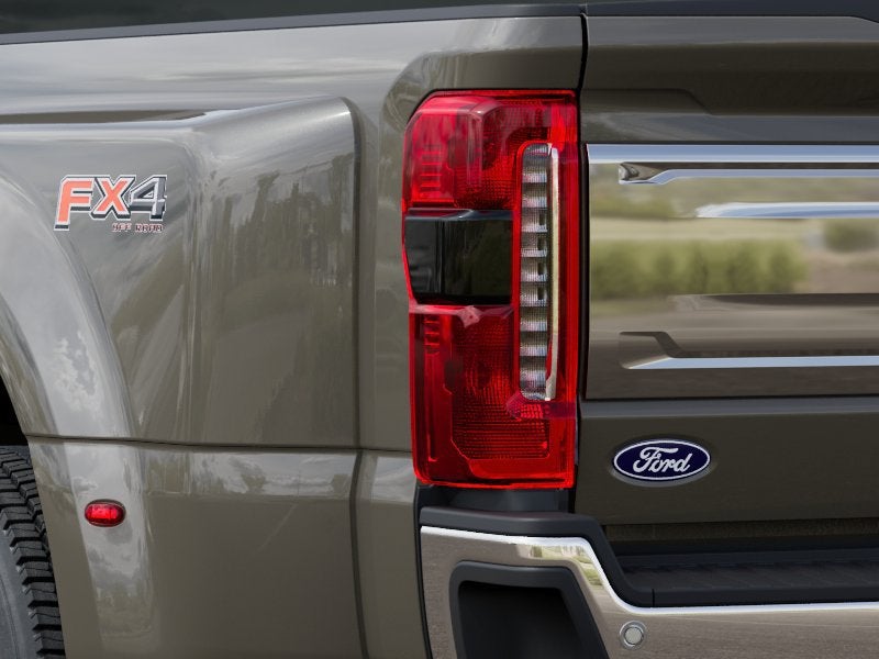 2027 Ford F-450SD F-450® King Ranch®