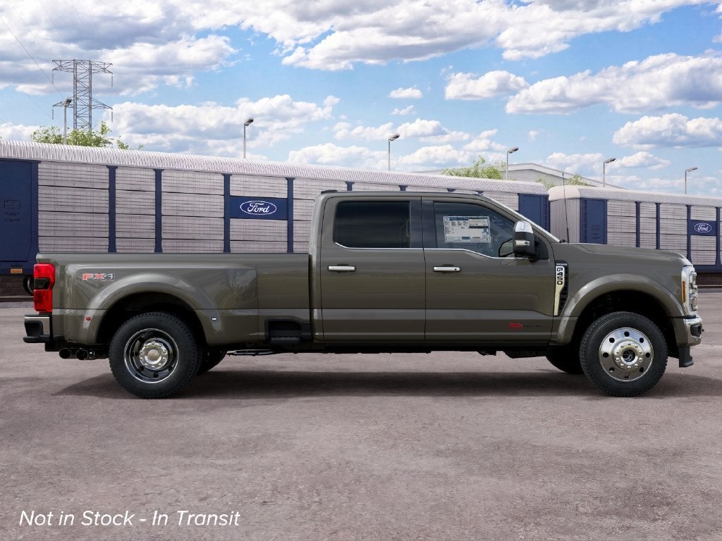 2027 Ford F-450SD F-450® King Ranch®