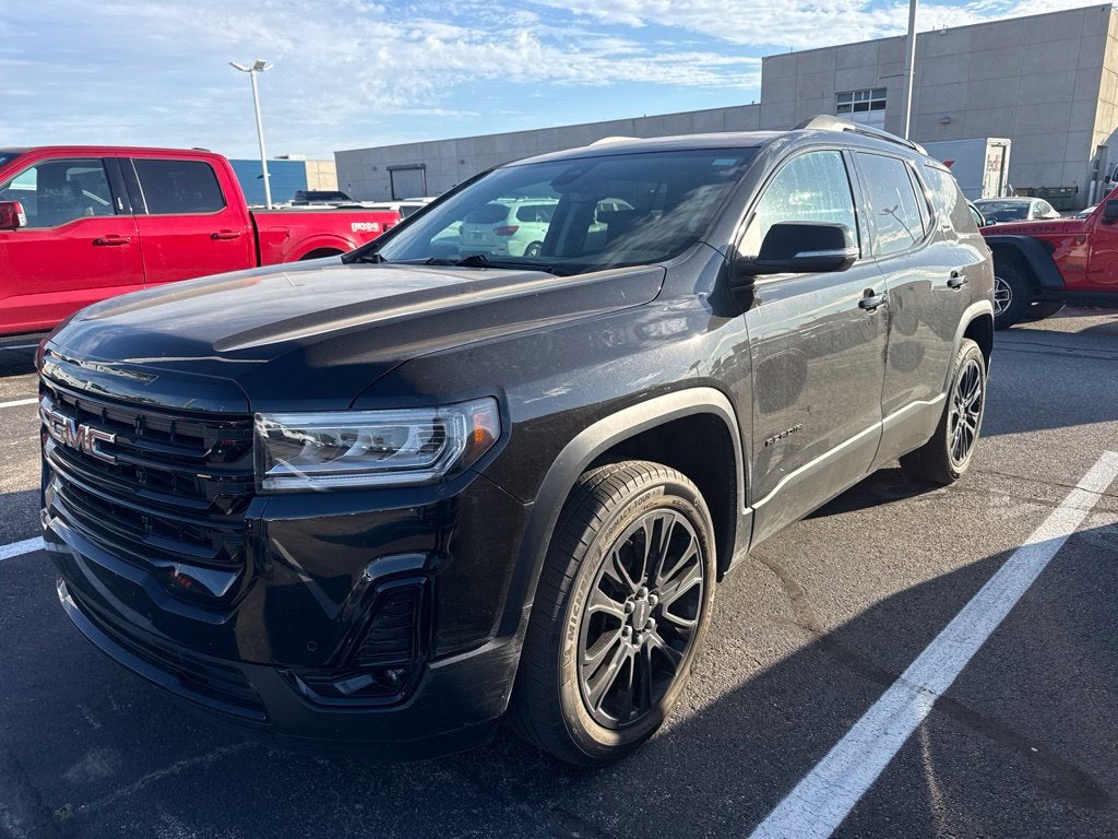 2023 GMC Acadia SLT