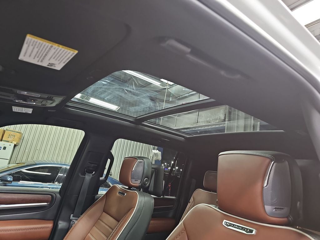 2023 GMC Yukon XL Denali Ultimate