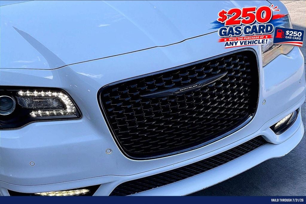2022 Chrysler 300 Touring