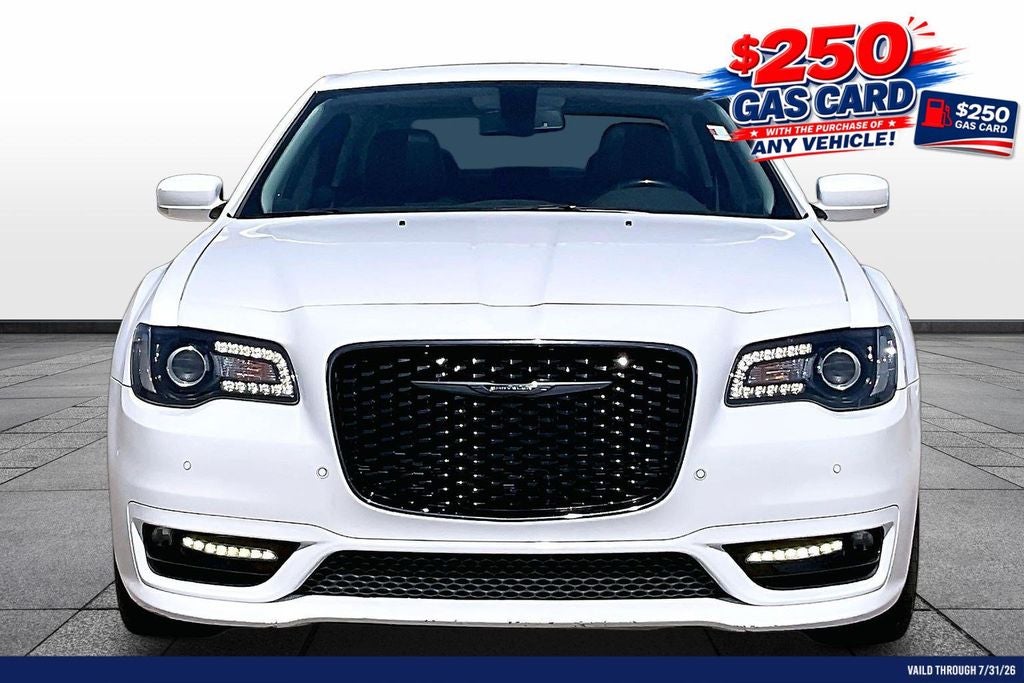2022 Chrysler 300 Touring