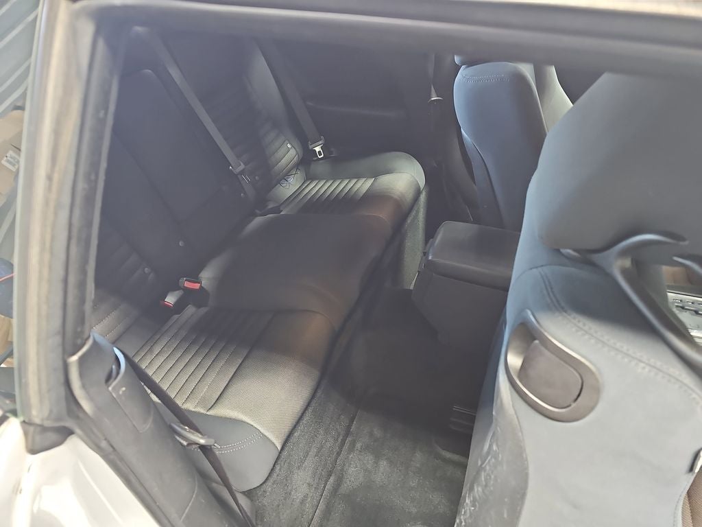 2013 Dodge Challenger SXT