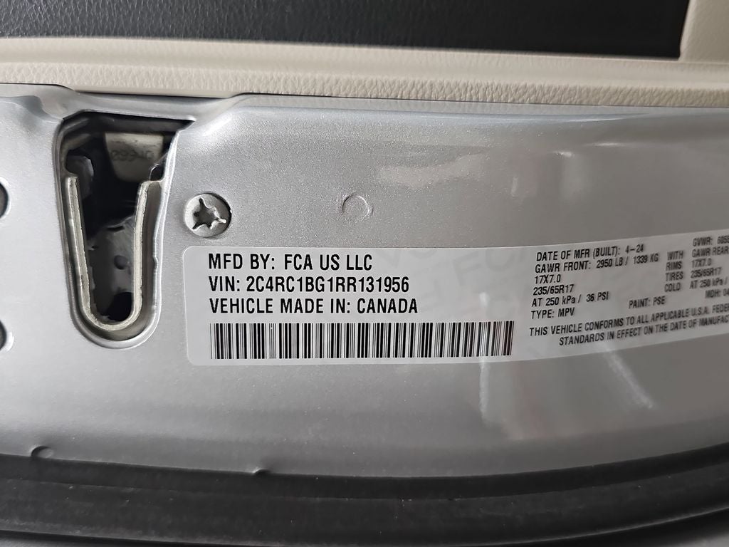 2024 Chrysler Pacifica Touring L