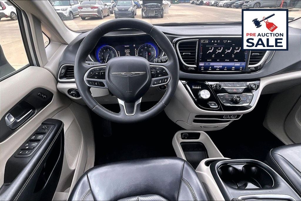 2023 Chrysler Pacifica Touring L