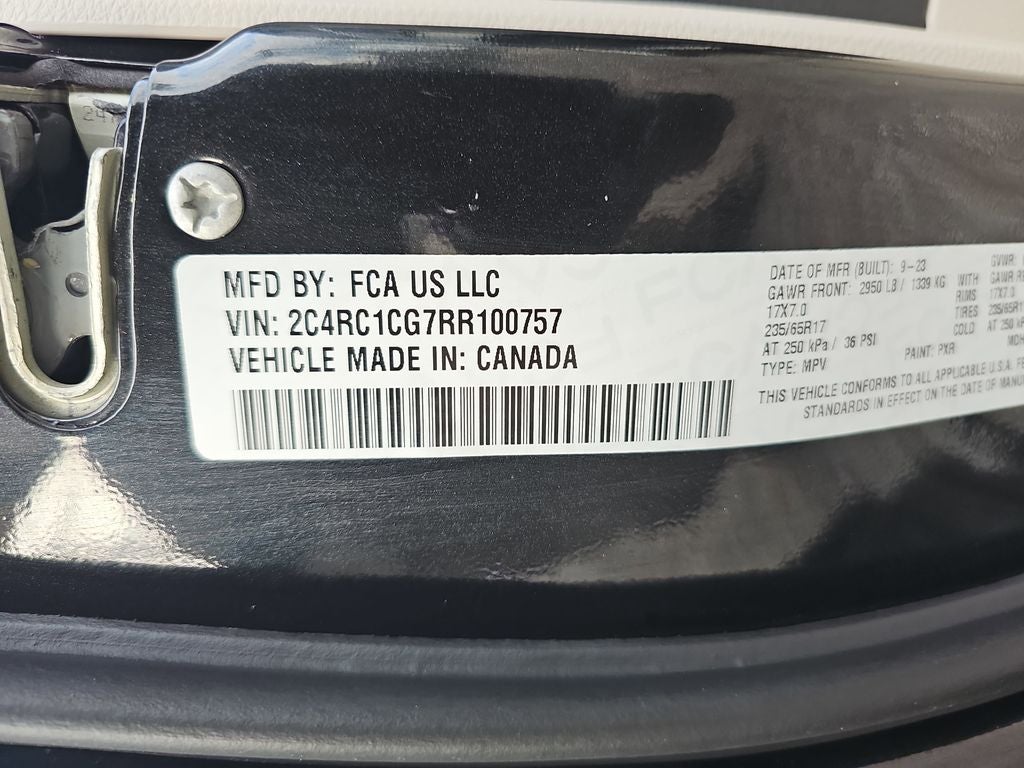 2024 Chrysler Voyager LX