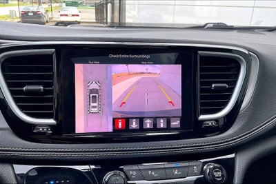 2022 Chrysler Pacifica Hybrid Limited