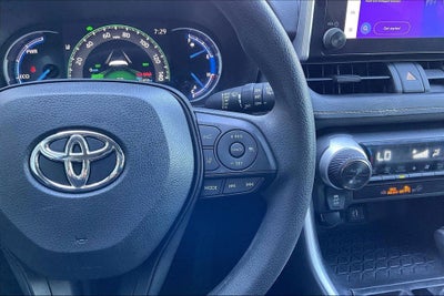 2024 Toyota RAV4 Hybrid XLE