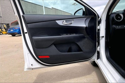 2024 Kia Forte LXS