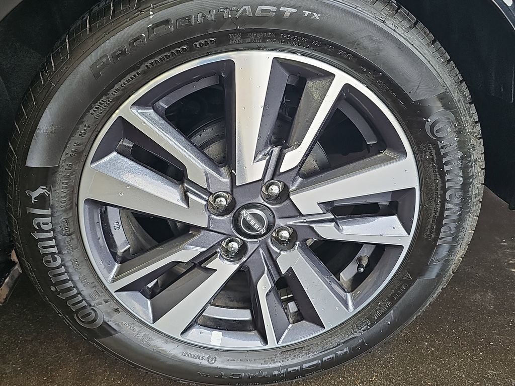 2023 Nissan Versa 1.6 SV
