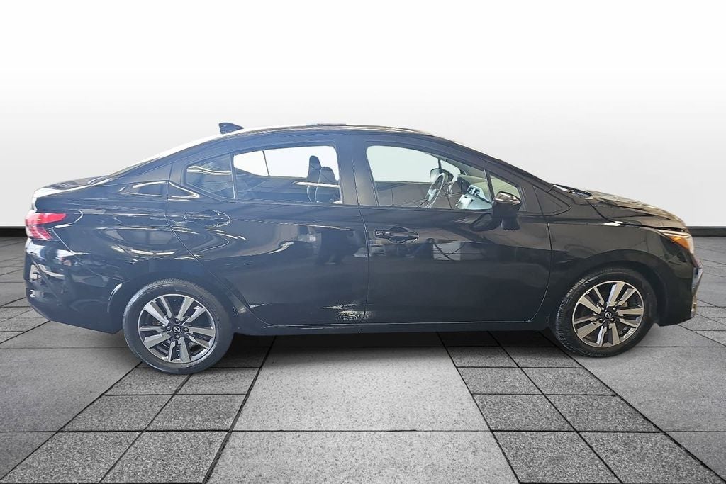 2023 Nissan Versa 1.6 SV