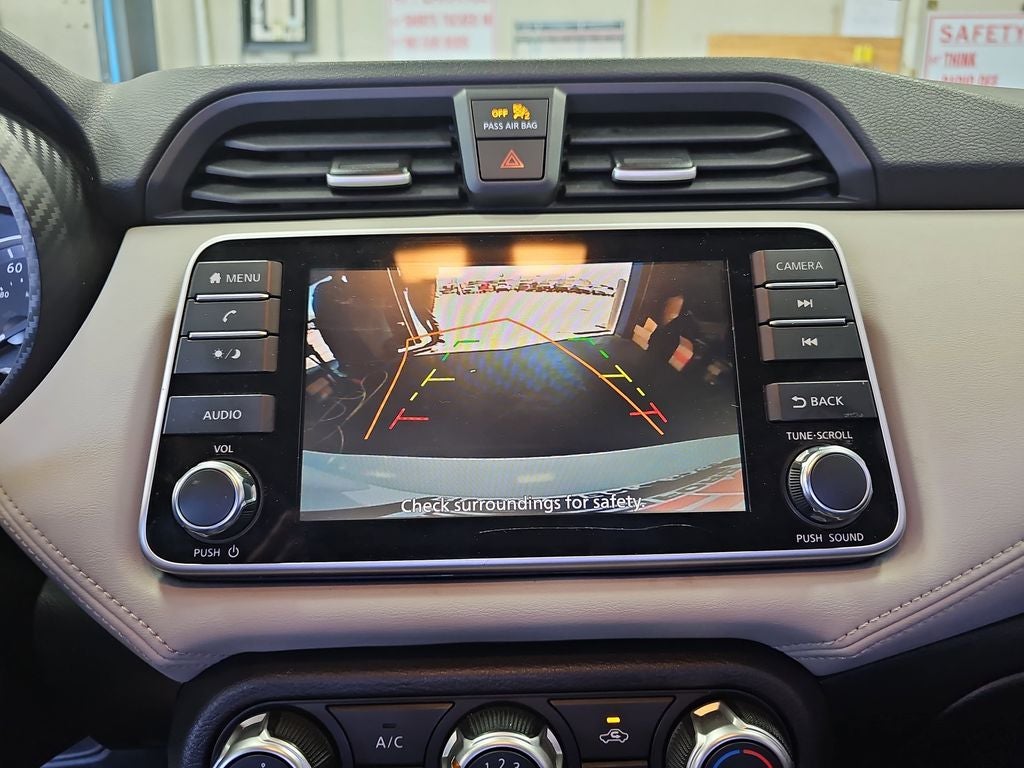 2020 Nissan Versa 1.6 SV