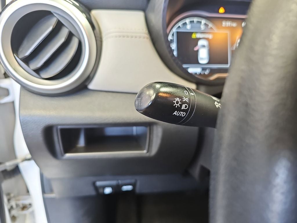 2020 Nissan Versa 1.6 SV