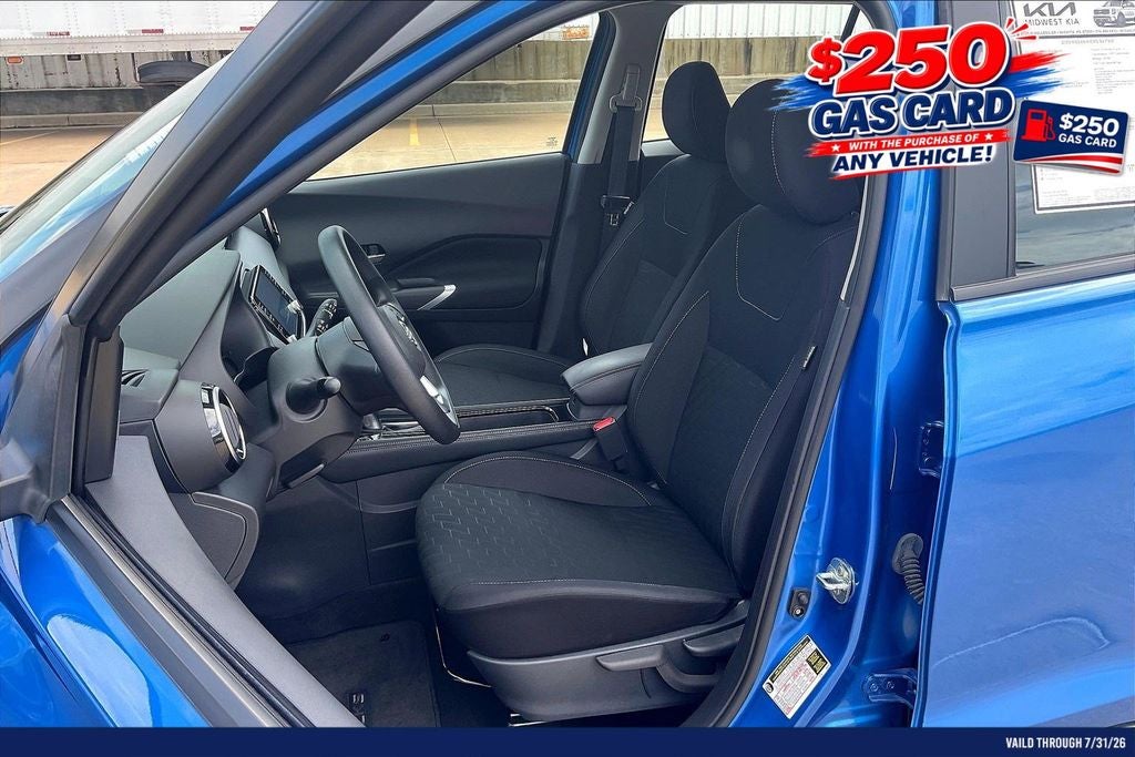 2023 Nissan Kicks SV