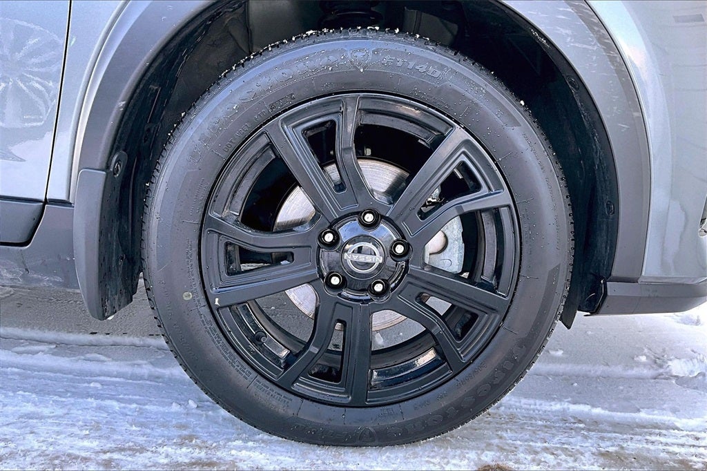 2024 Nissan Kicks SR