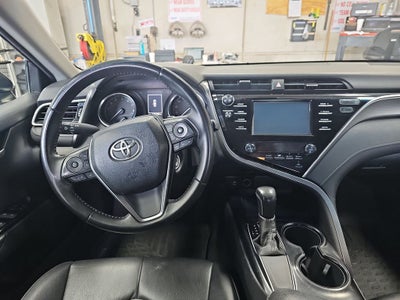 2018 Toyota Camry SE